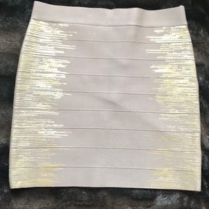 NWOT Guess mini skirt